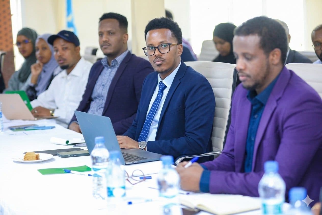 KIGS-facilitated multi-stakeholder governance consultation with federal and state officials, Mogadishu